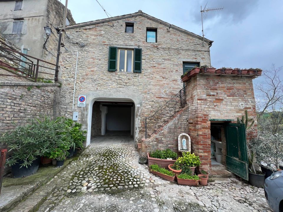 Parkeringsplads i Fermo, Fermo - foto 3
