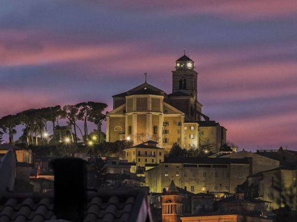 Erhvervsejendom i Fermo, Fermo - foto 2