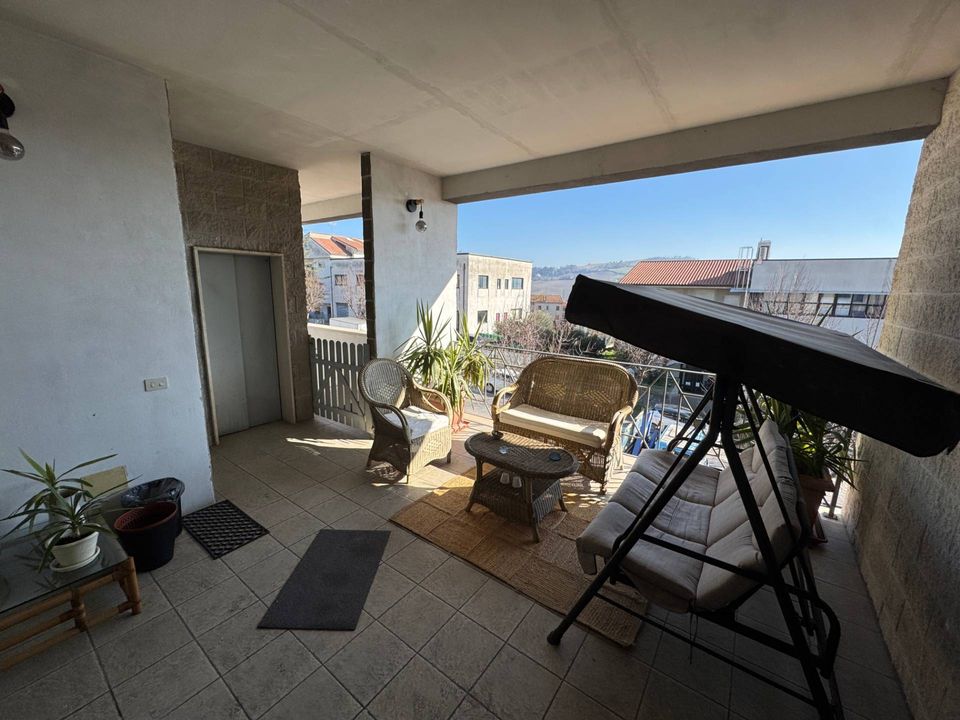 Propiedad comercial en Porto San Giorgio, Fermo - foto 2