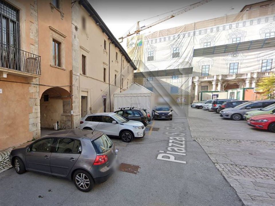 Erhvervsejendom i L'Aquila, L'Aquila - foto 5