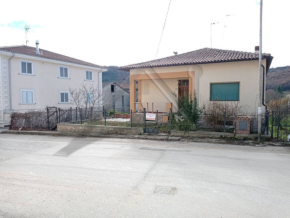 Villa i Prata d'Ansidonia, L'Aquila - foto 1