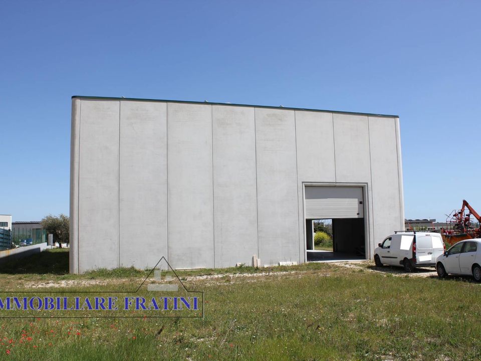 Erhvervsejendom i Sant'Egidio alla Vibrata, Teramo - foto 2