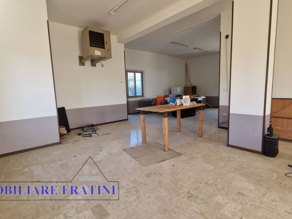 Erhvervsejendom i Sant'Egidio alla Vibrata, Teramo - foto 4