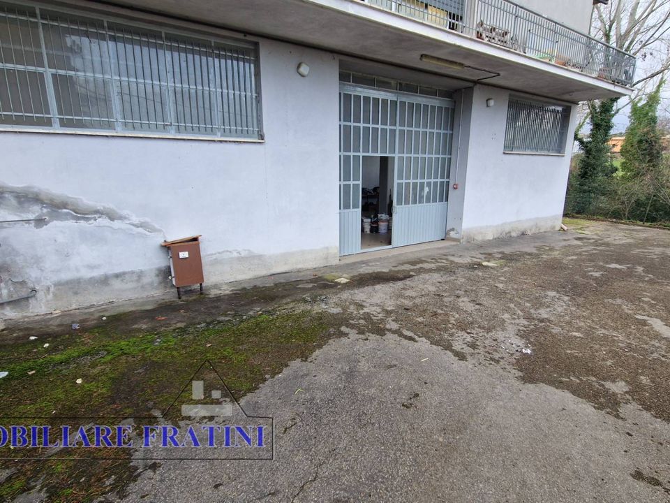 Erhvervsejendom i Campli, Teramo - foto 2