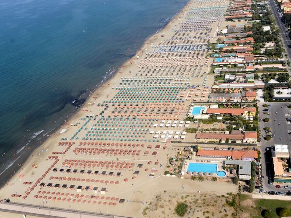 Erhvervsejendom i Viareggio, Lucca - foto 1