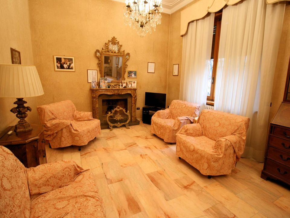 Villa i Montecatini Terme, Pistoia - foto 1