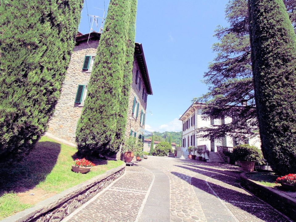 Villa i Bagni di Lucca, Lucca - bilde 1