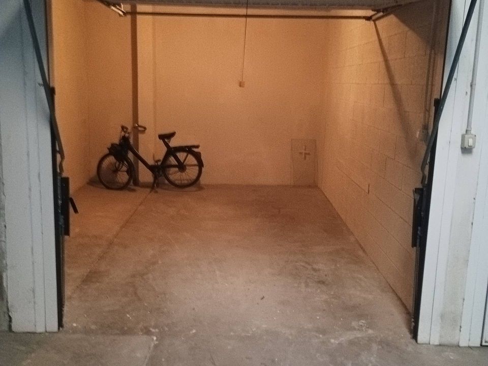 Parkeringsplads i Collegno, Turin - foto 2