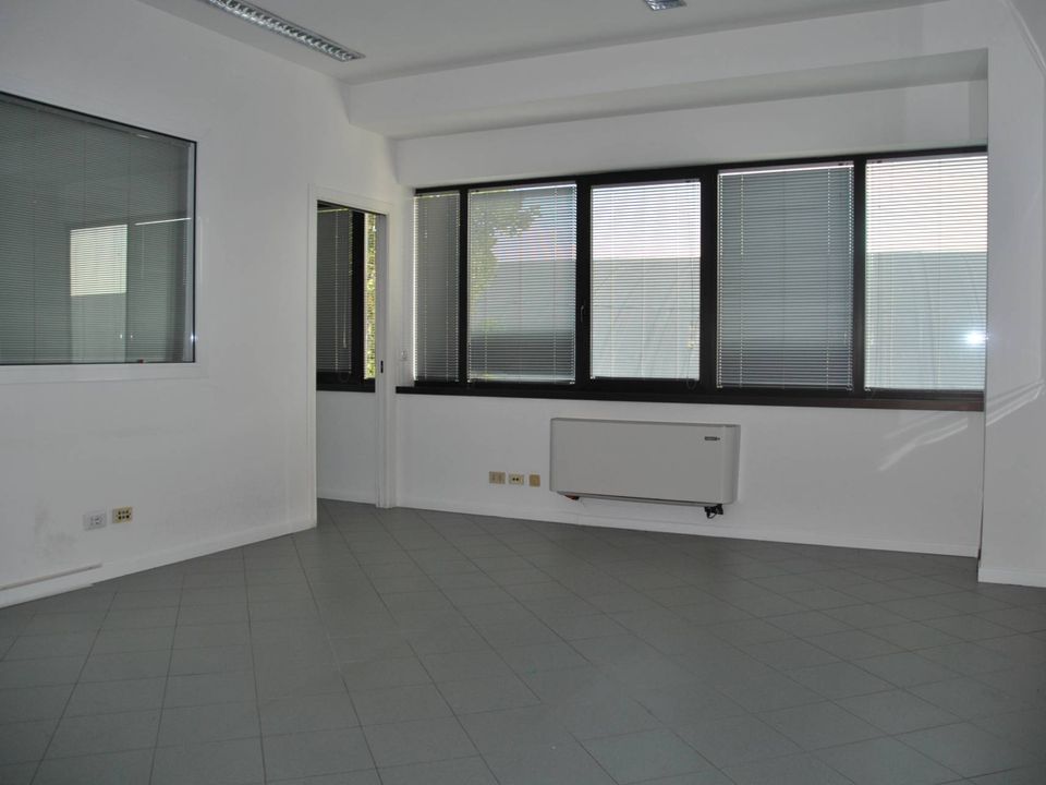 Erhvervsejendom i Preganziol, Treviso - foto 1