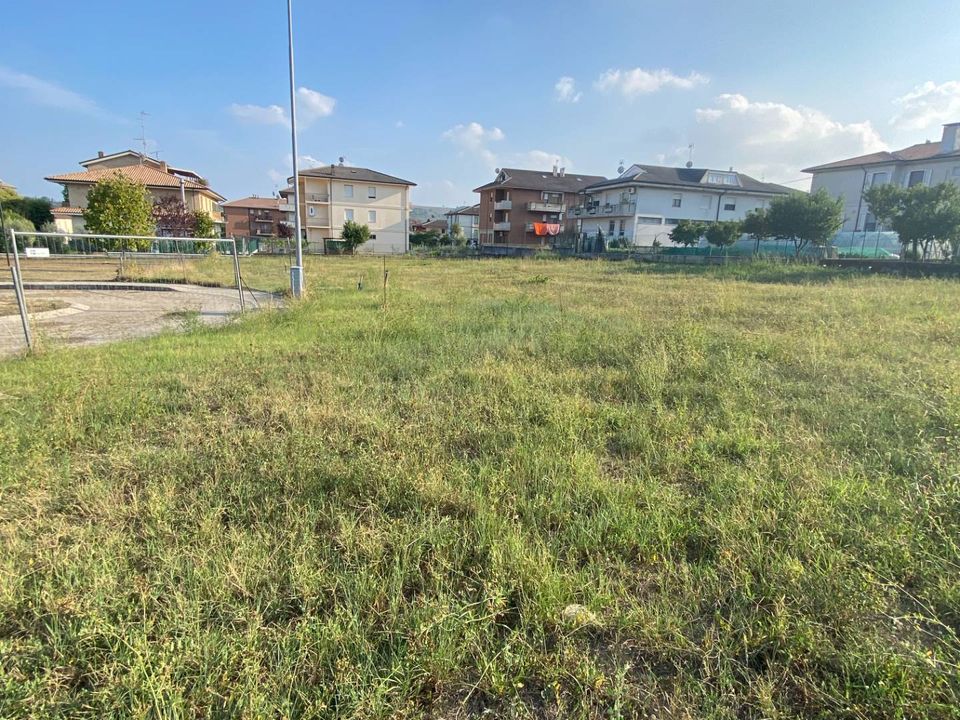 Helårsgrund i Montegiorgio, Fermo - foto 2