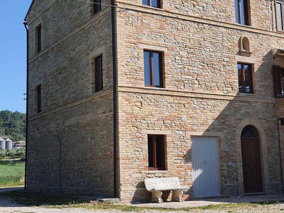 Villa in Falerone, Fermo - photo 1
