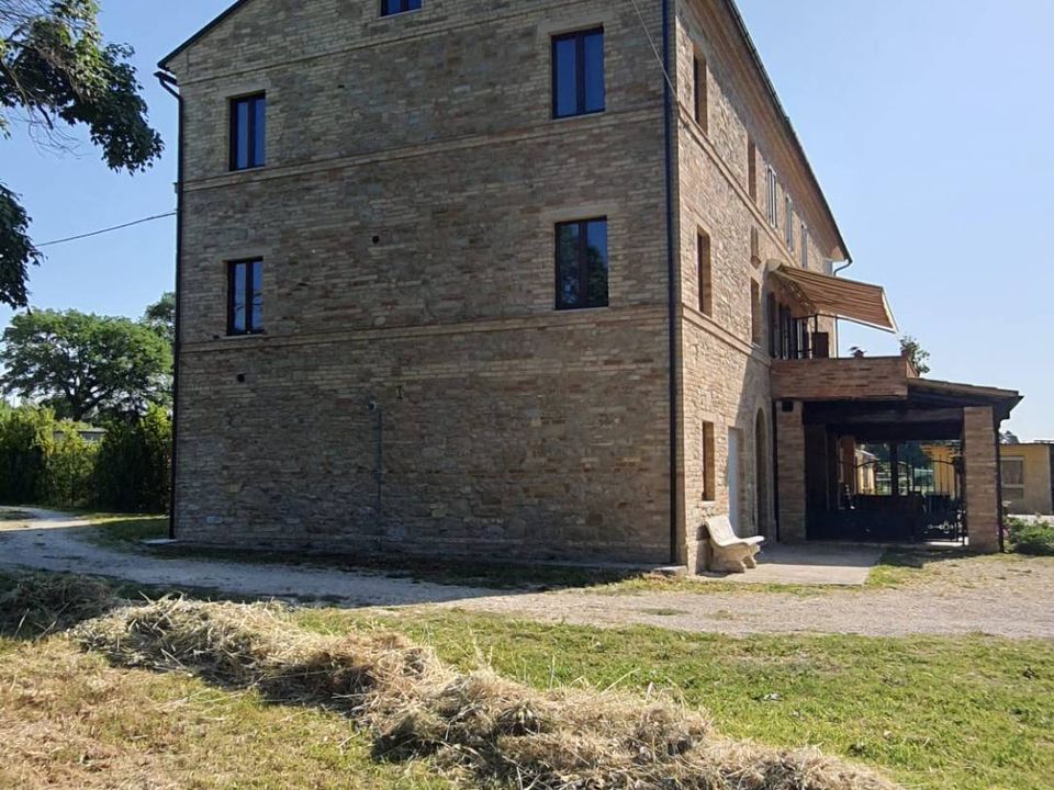 Villa in Falerone, Fermo - photo 2