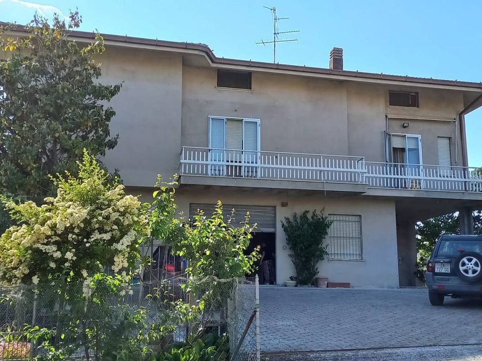Villa i Montappone, Fermo - foto 1