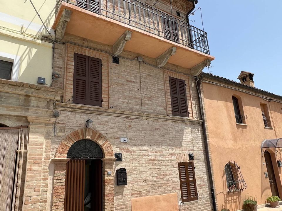 Villa in Falerone, Fermo - photo 3