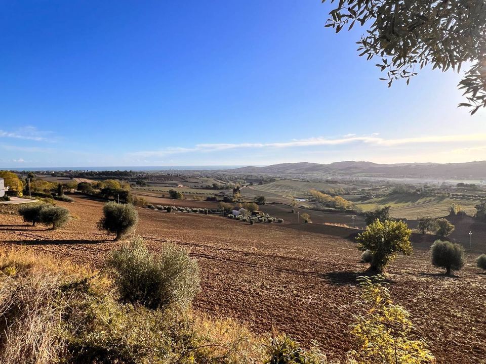 Helårsgrund i Monte Urano, Fermo - foto 2