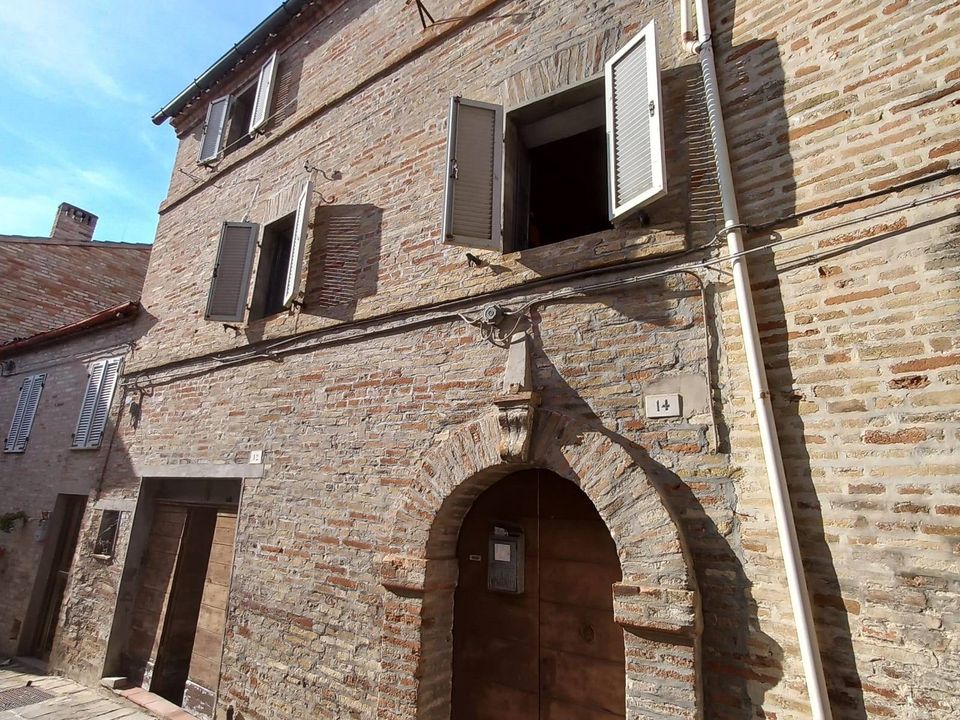 Villa i Montegiorgio, Fermo - foto 1
