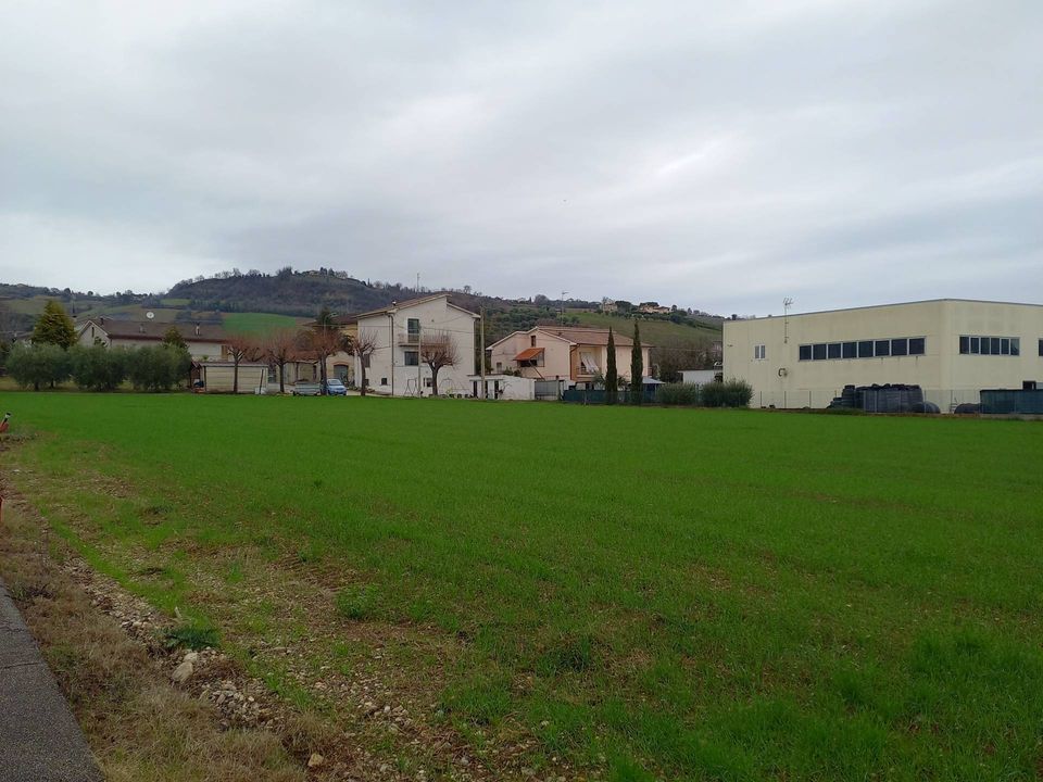 Helårsgrund i Falerone, Fermo - foto 2