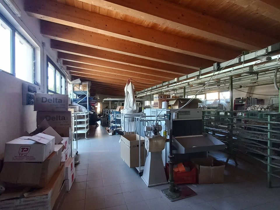 Erhvervsejendom i Monte Vidon Corrado, Fermo - foto 3