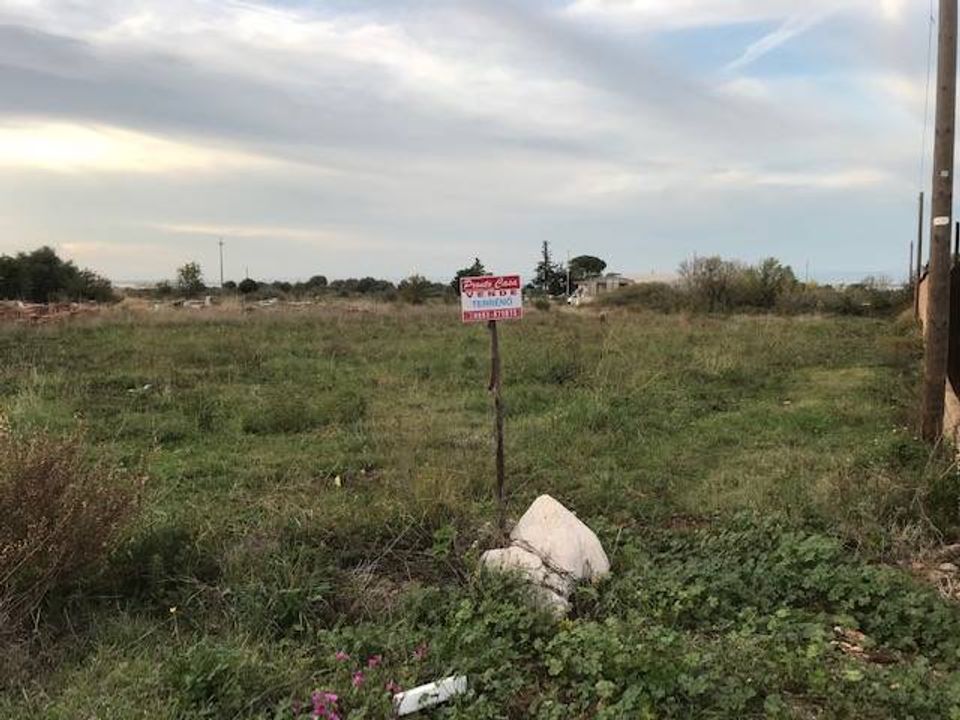 Helårsgrund i San Nicandro Garganico, Foggia - foto 1