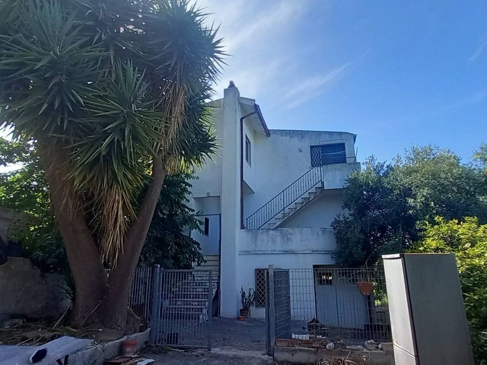 Erhvervsejendom i Vico del Gargano, Foggia - foto 1