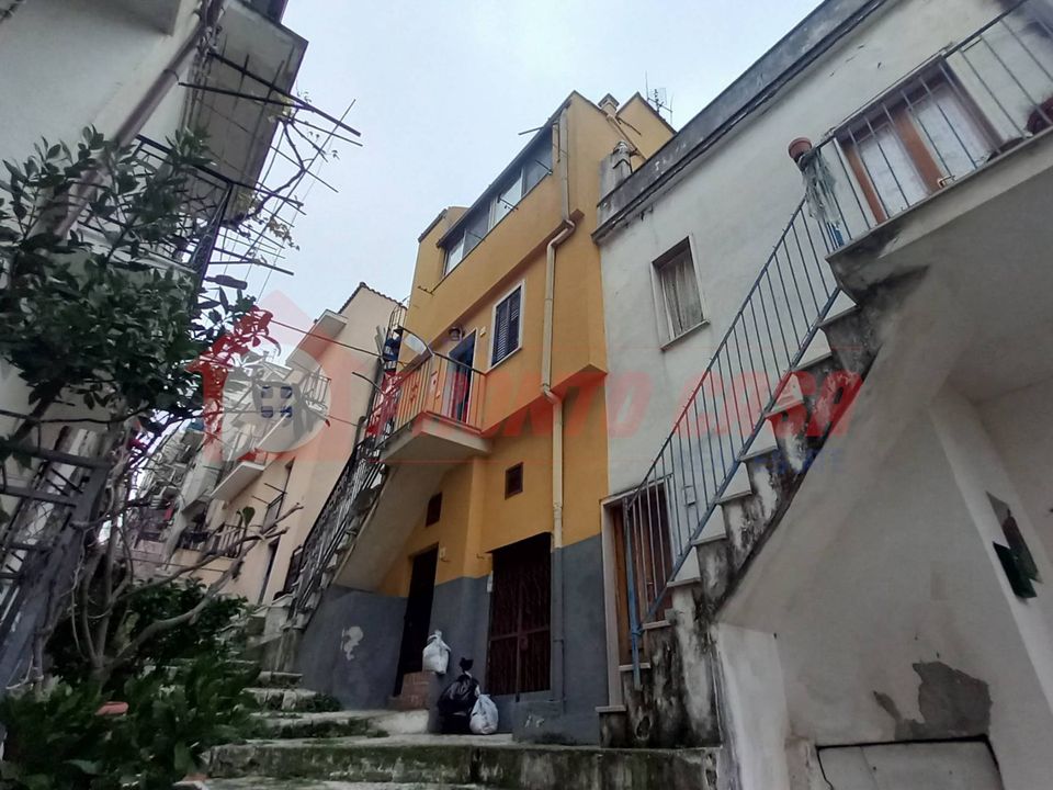 Erhvervsejendom i Ischitella, Foggia - foto 1