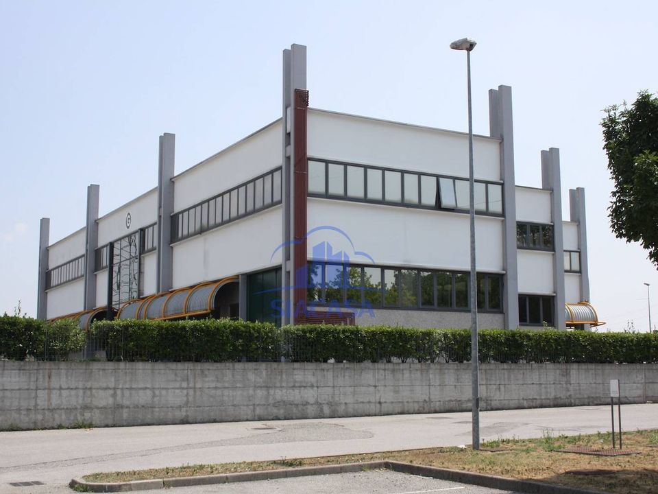 L'establiment comercial a Caponago, Monza and Brianza - foto 2