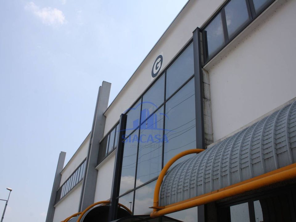 L'establiment comercial a Caponago, Monza and Brianza - foto 5