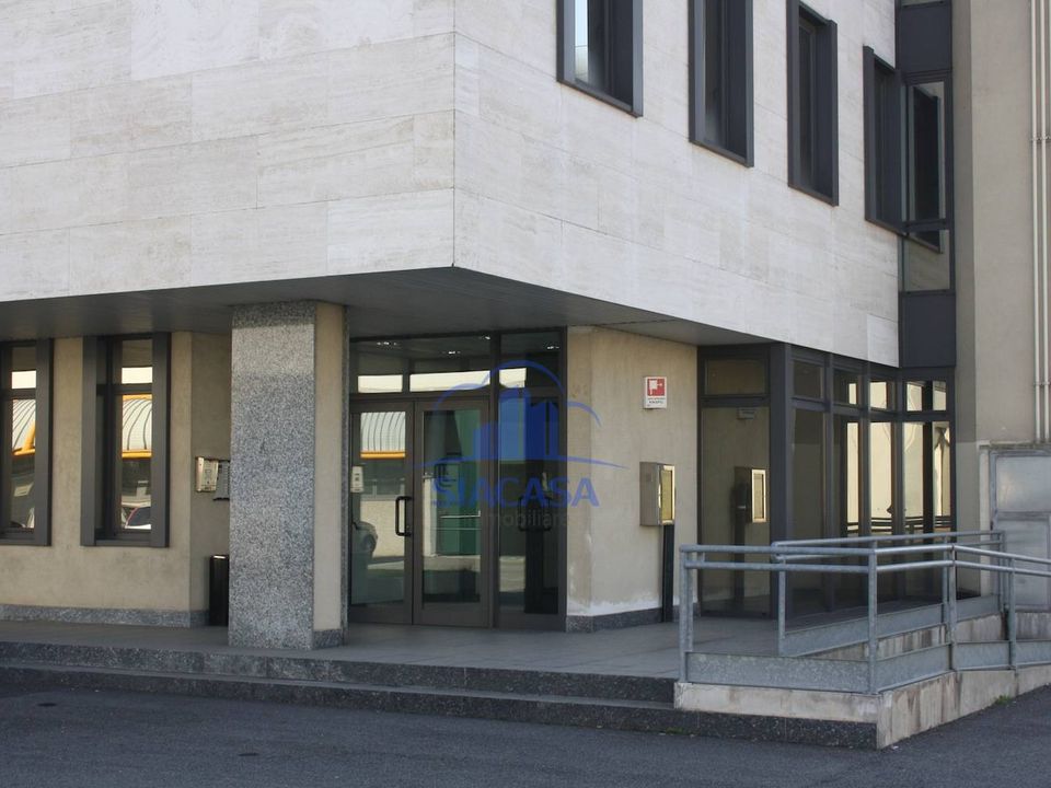 L'establiment comercial a Caponago, Monza and Brianza - foto 5