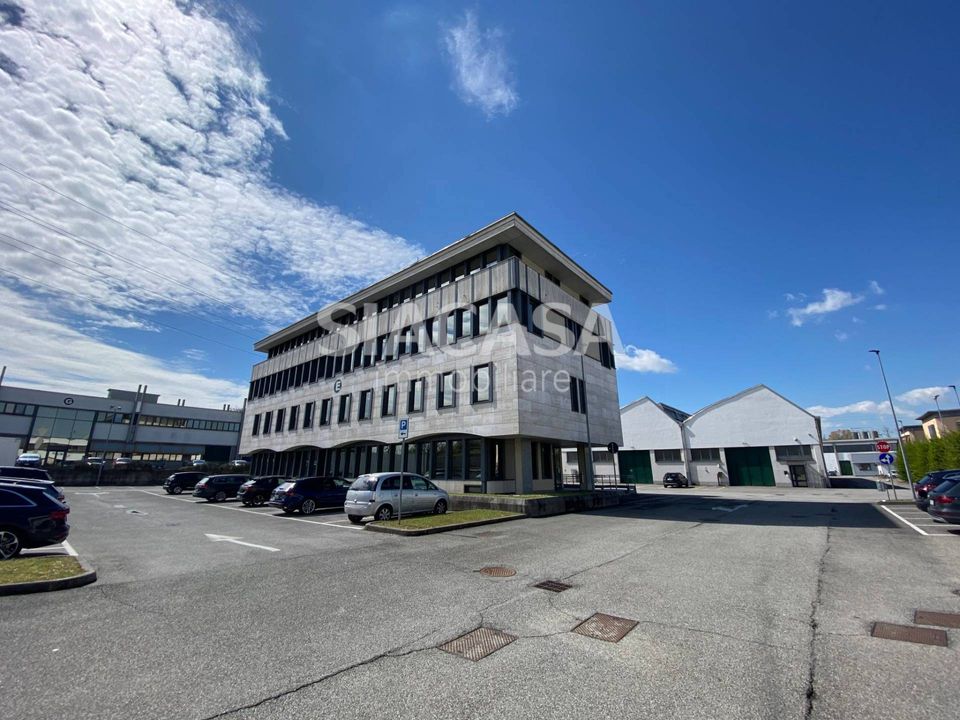 L'establiment comercial a Caponago, Monza and Brianza - foto 4