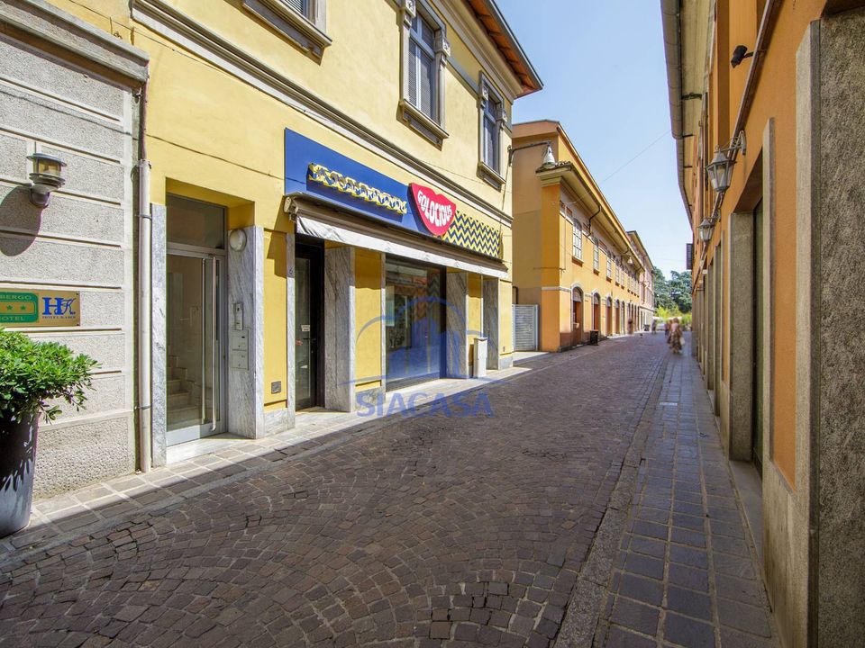 Erhvervsejendom i Monza, Monza and Brianza - foto 1