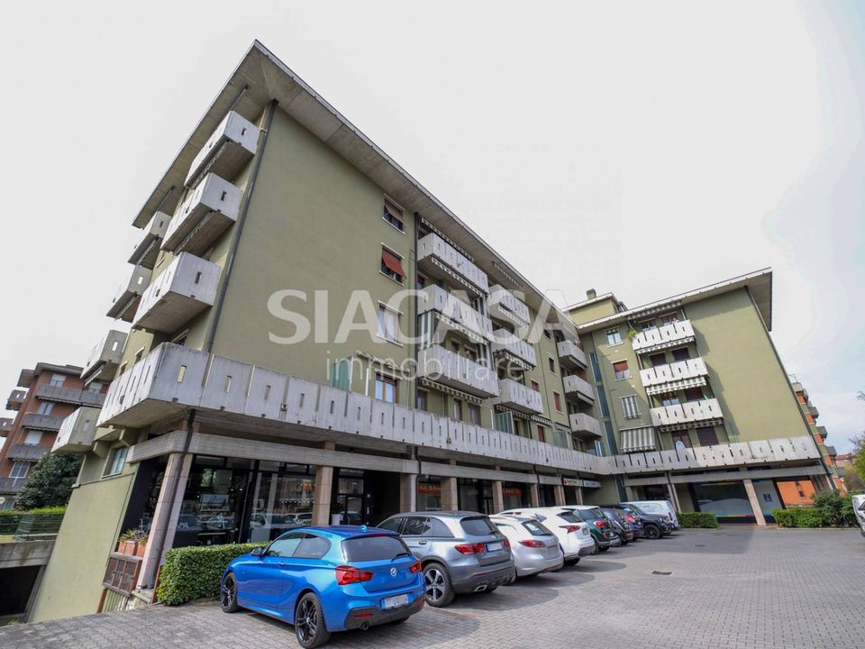 Parkeringsplads i Cassano d'Adda, Milan - foto 1