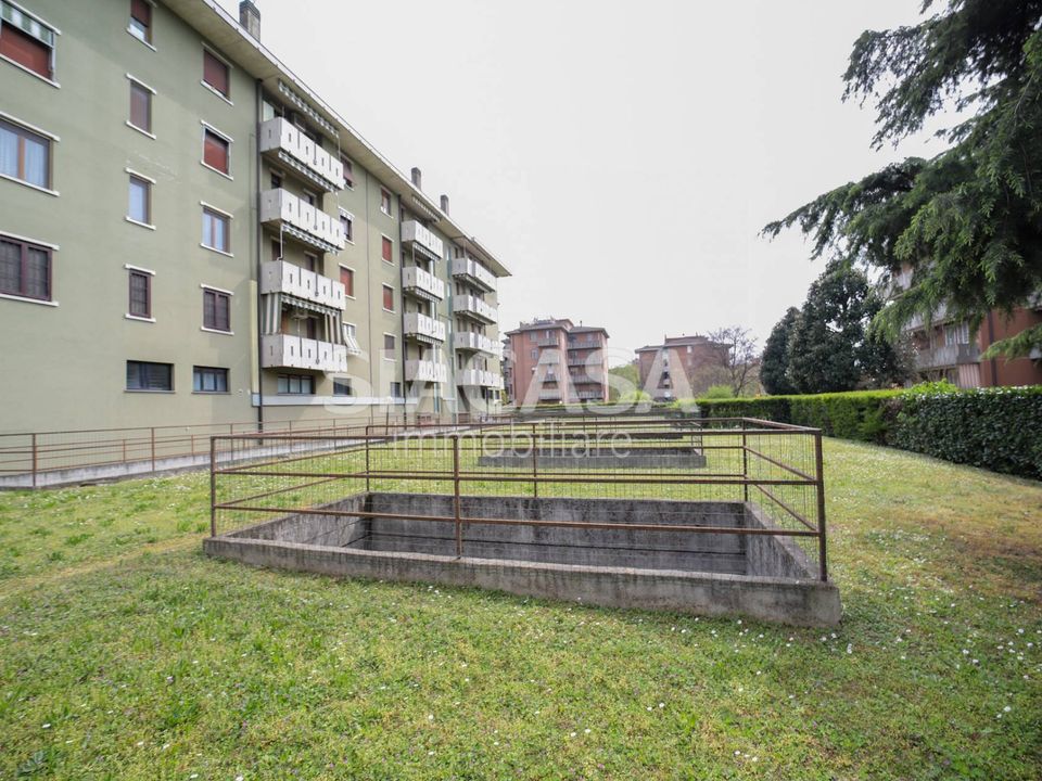 Parkeringsplads i Cassano d'Adda, Milan - foto 4