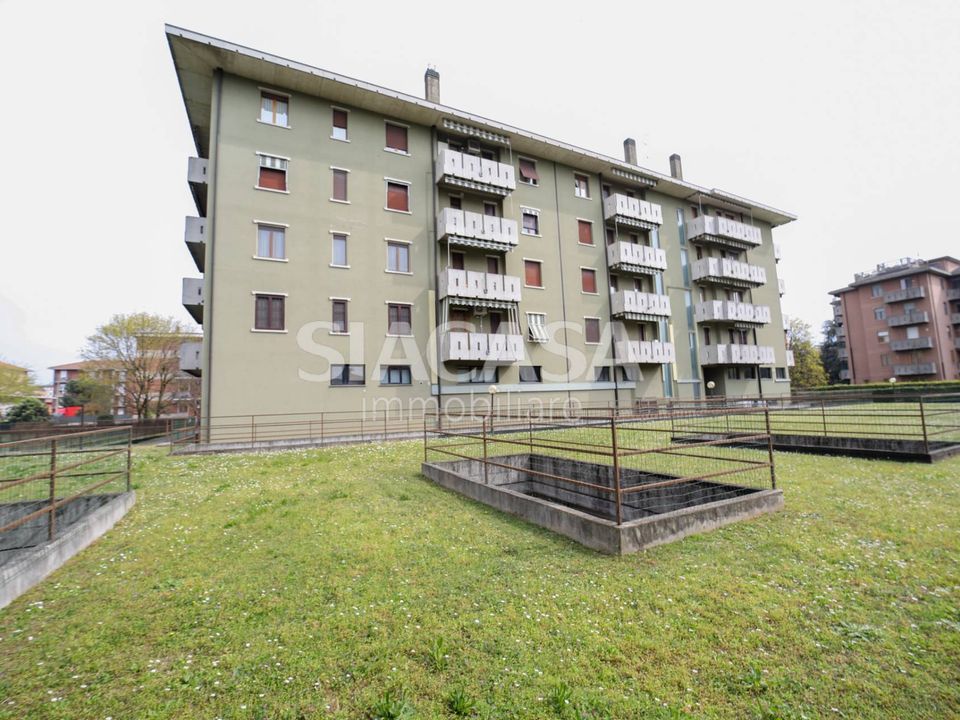 Parkeringsplads i Cassano d'Adda, Milan - foto 5