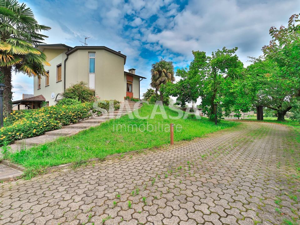 Villa i Cornate d'Adda, Monza and Brianza - bilde 1