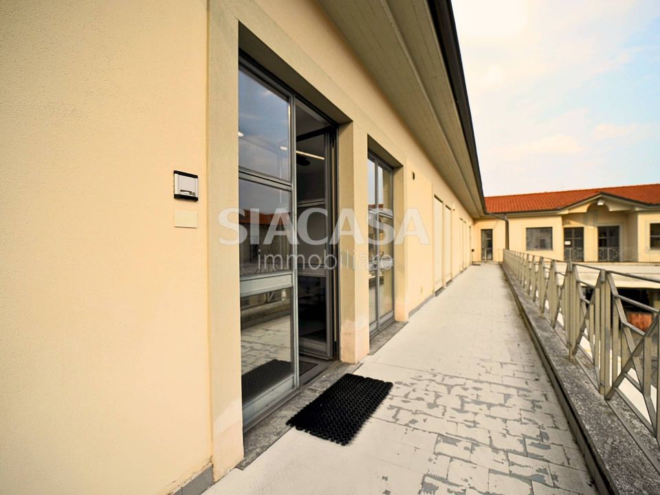 Erhvervsejendom i Cernusco Lombardone, Lecco - foto 4