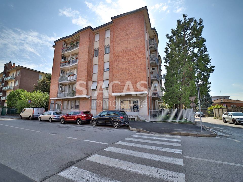 Erhvervsejendom i Brugherio, Monza and Brianza - foto 2