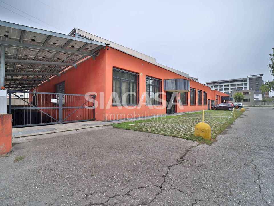 Erhvervsejendom i Brugherio, Monza and Brianza - foto 1