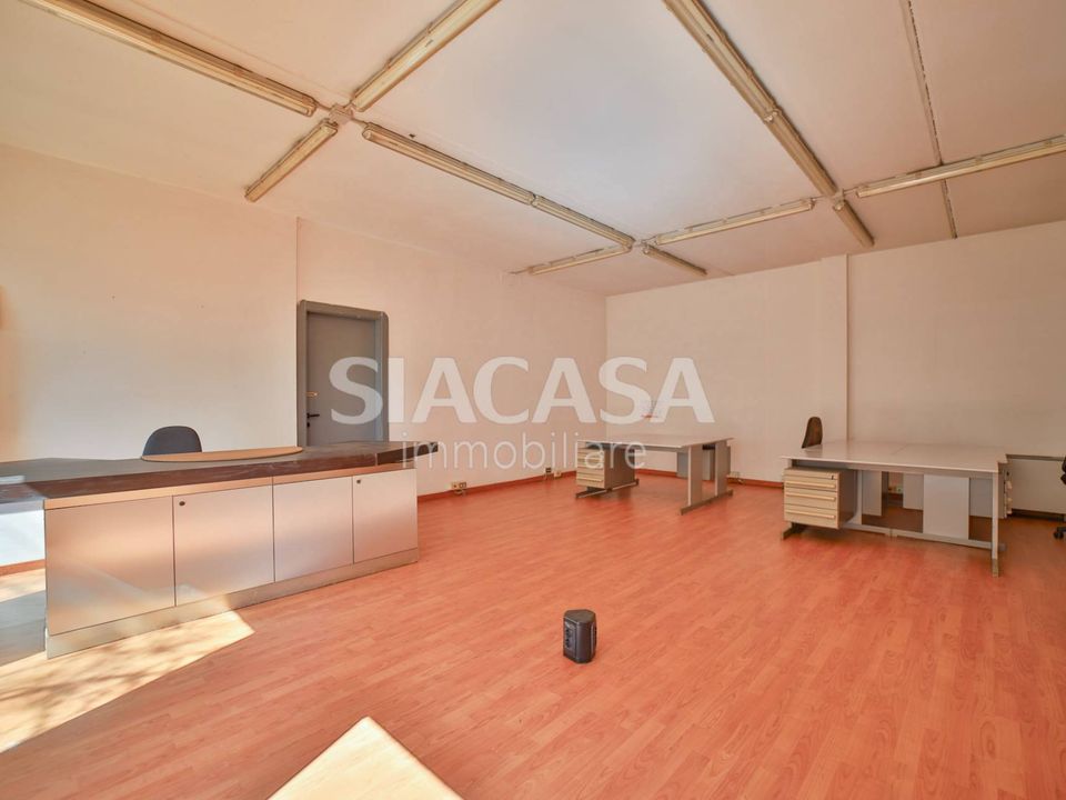 L'establiment comercial a Segrate, Milan - foto 3