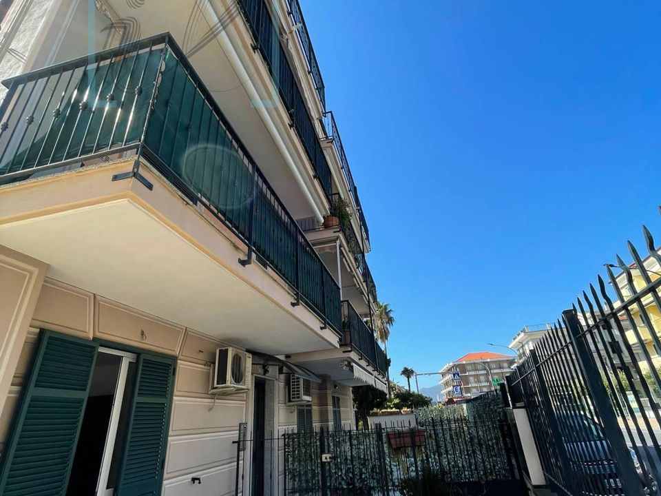 Erhvervsejendom i Ceriale, Savona - foto 3