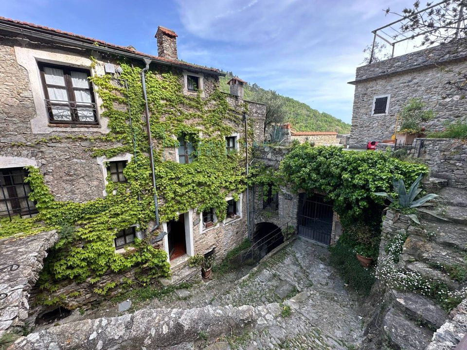 Landejendom i Castelvecchio di Rocca Barbena, Savona - foto 5