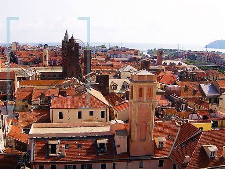Parkeringsplads i Albenga, Savona - foto 1