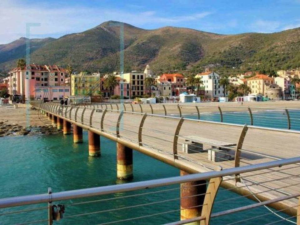 Erhvervsejendom i Ceriale, Savona - foto 2
