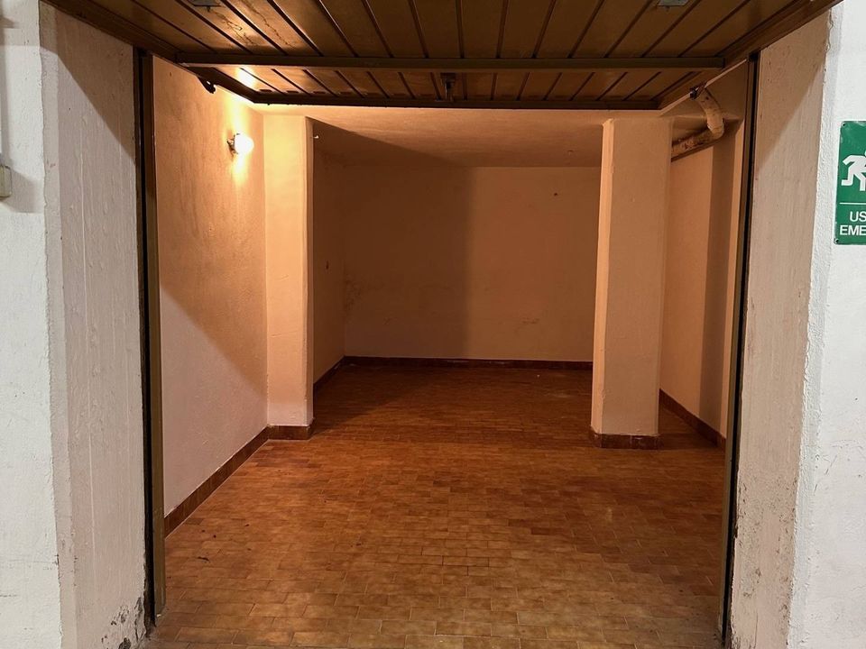Parkeringsplads i Albenga, Savona - foto 1