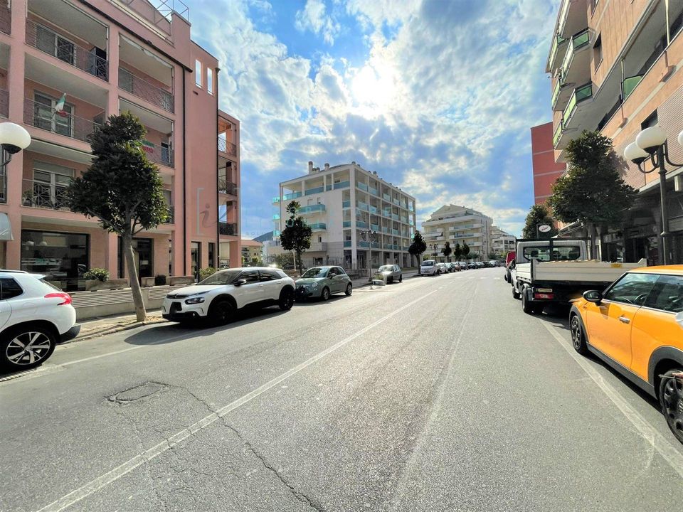 Parkeringsplads i Albenga, Savona - foto 2