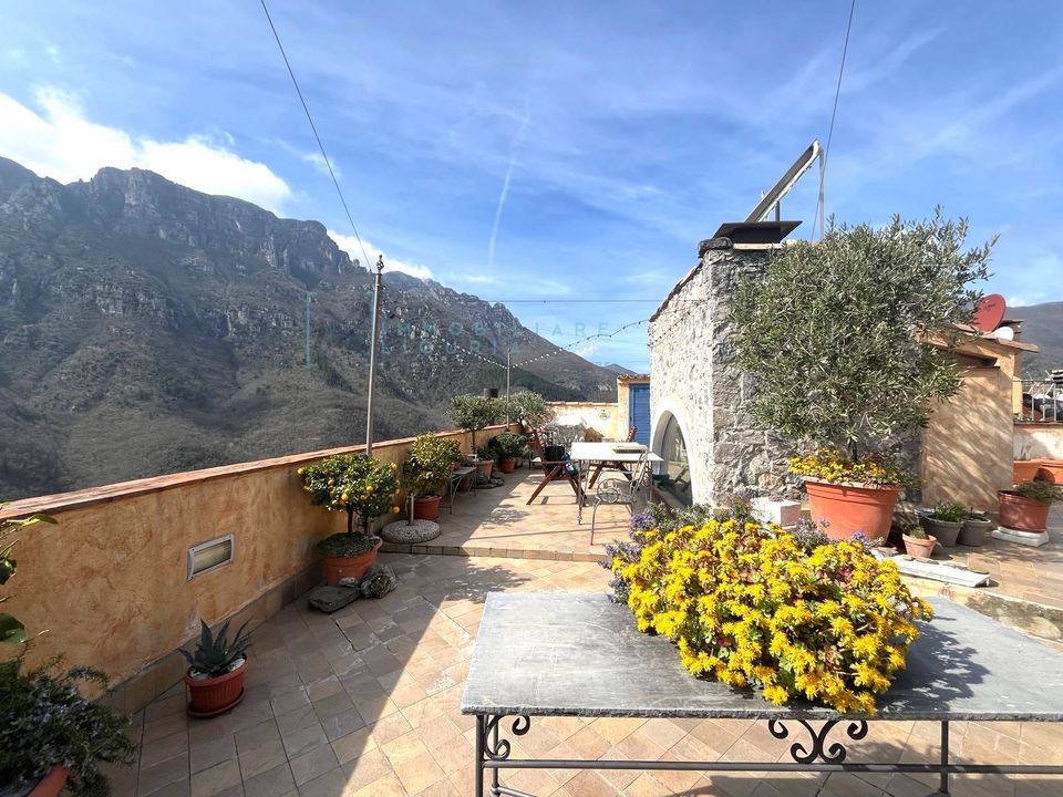 Herregård i Castelbianco, Savona - bilde 5