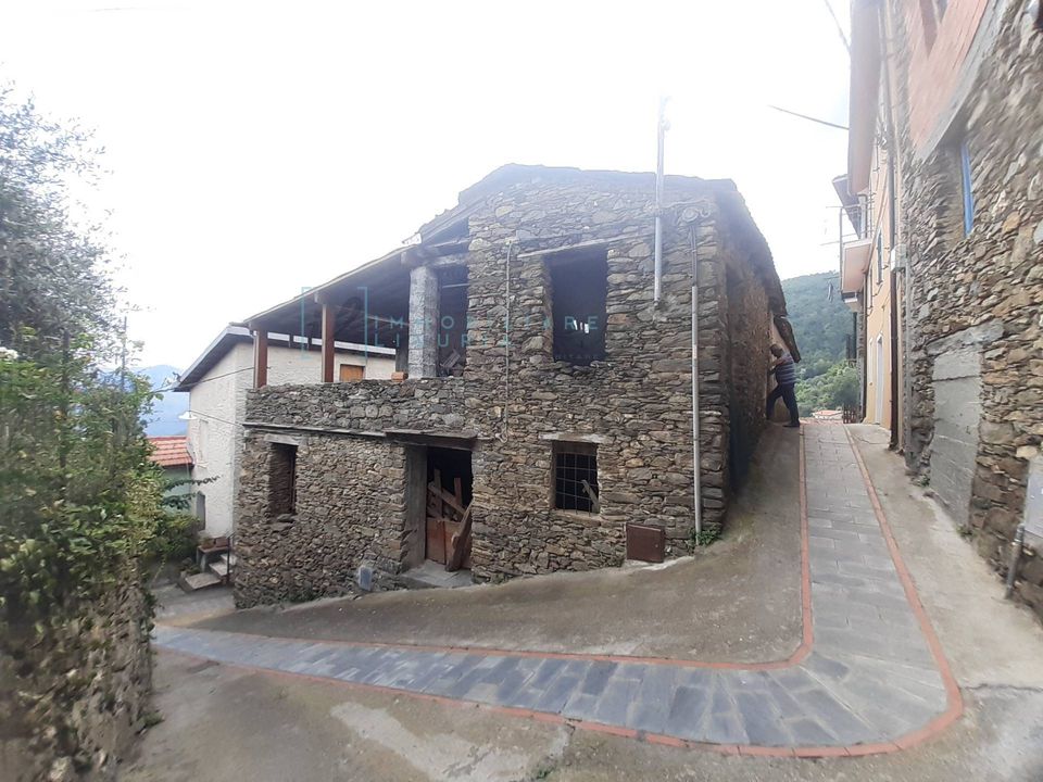 Landejendom i Borghetto D'Arroscia, Imperia - foto 3