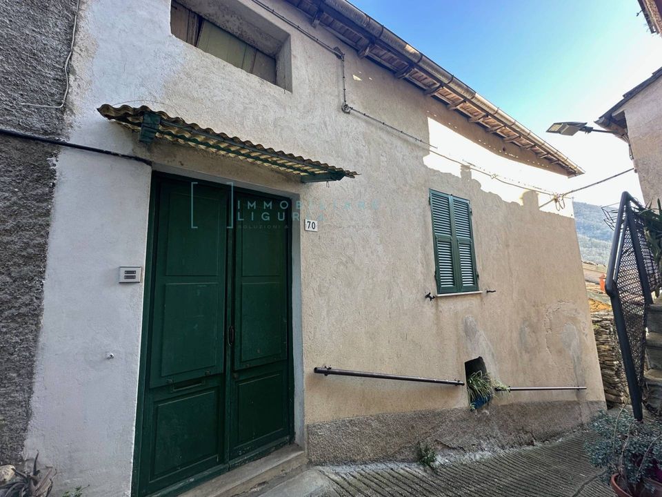 Landejendom i Casanova Lerrone, Savona - foto 1