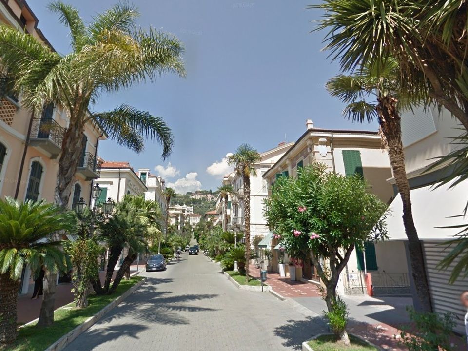 Lejlighed i Bordighera, Imperia - foto 1