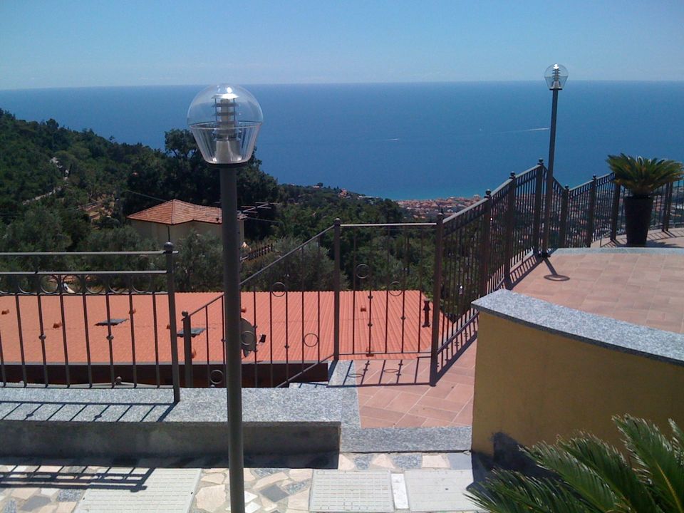 Villa i Alassio, Savona - foto 1