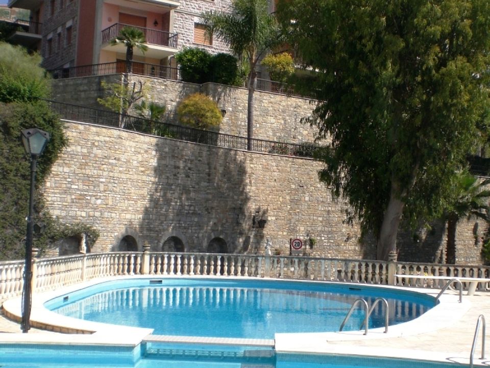 Lejlighed i Ospedaletti, Imperia - foto 1